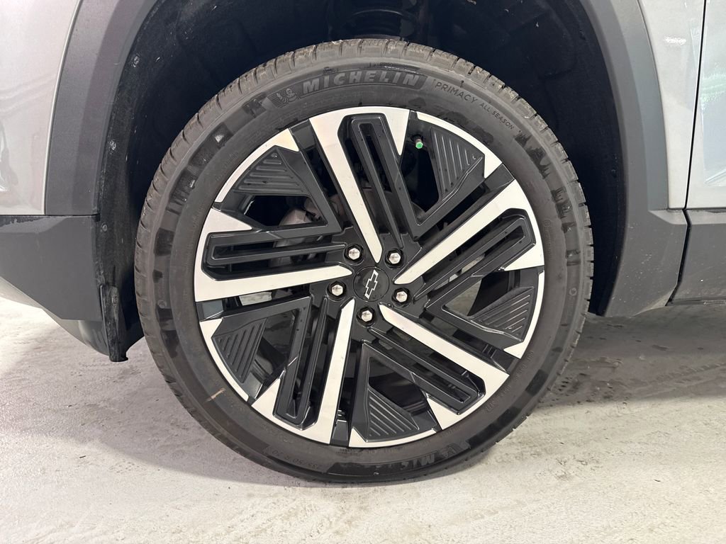 New 2026 Chevrolet Equinox RS w/ Safety and Technology Package AWD/4WD image 47