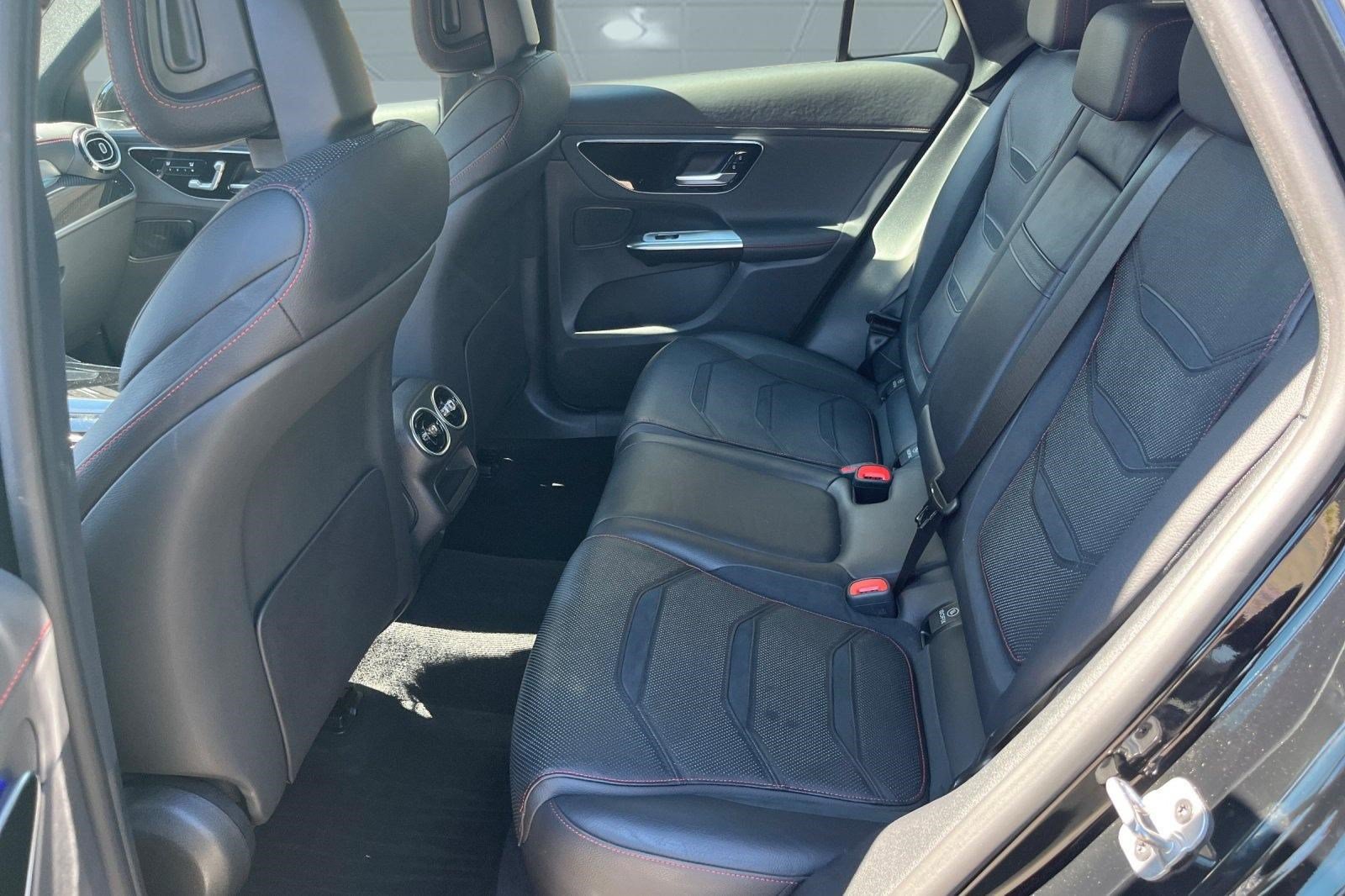 Used 2024 Mercedes-Benz GLC 43 AMG 4MATIC image 9
