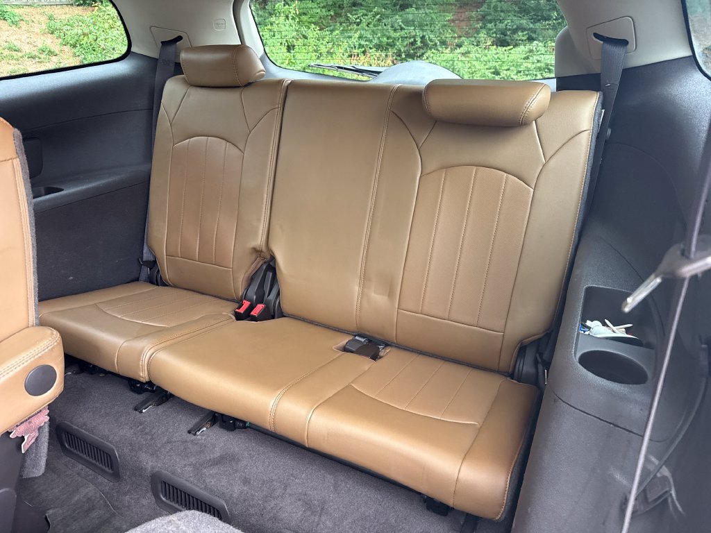 Used 2014 Buick Enclave Premium AWD/4WD image 27