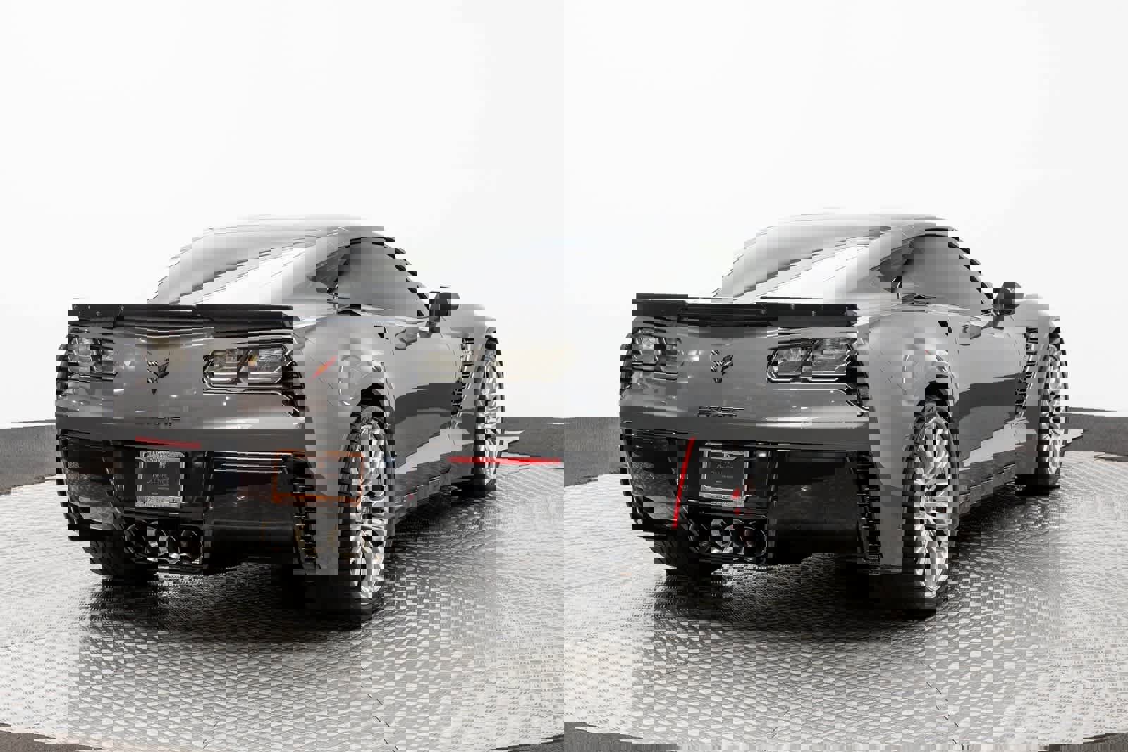 Used 2015 Chevrolet Corvette Z06 w/ 3LZ Preferred Equipment Group image 22