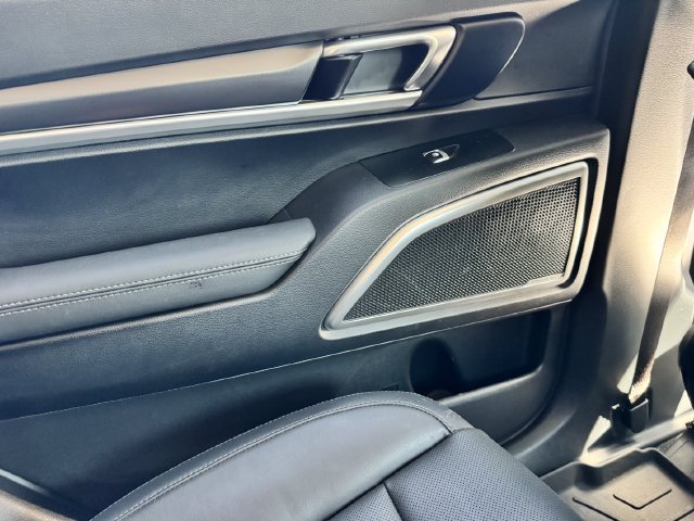 Used 2023 Kia Telluride S w/ S Sunroof Package FWD image 32