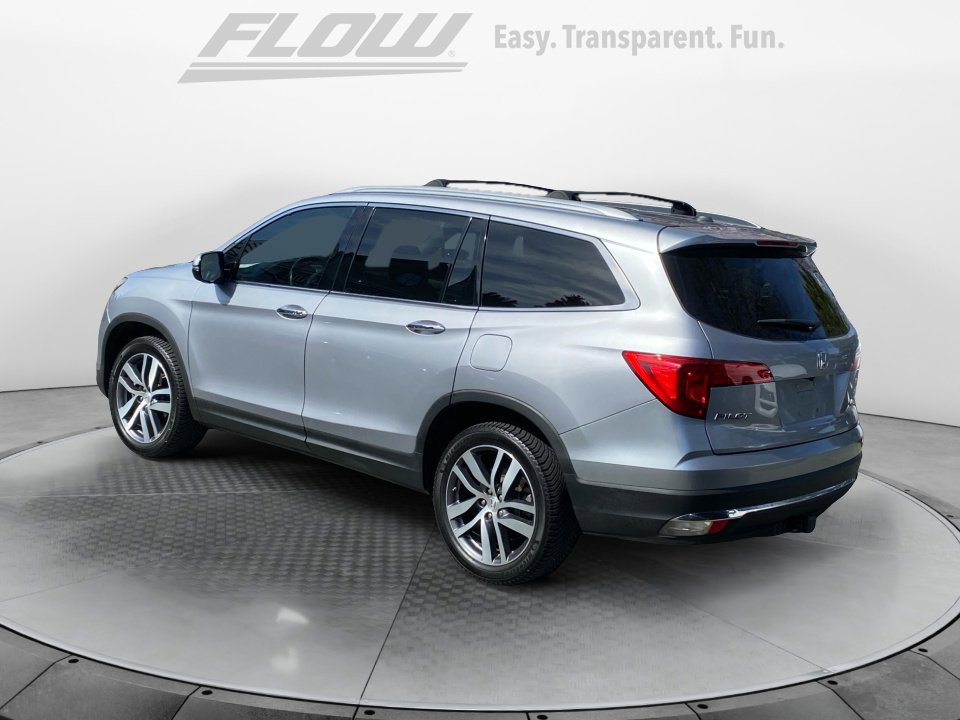 Used 2017 Honda Pilot Elite image 6