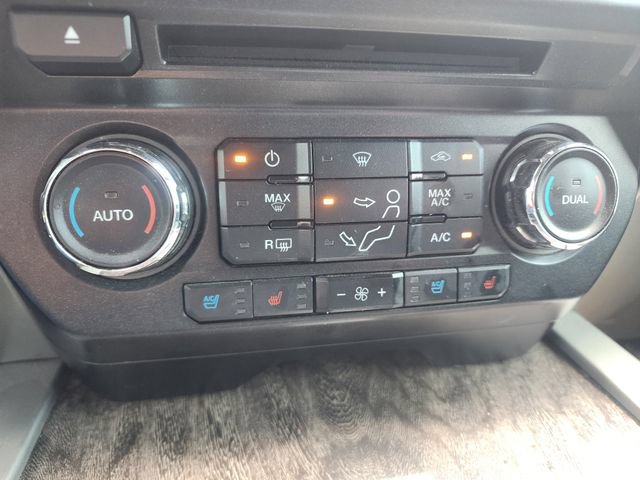 Used 2017 Ford F250 Lariat w/ Lariat Value Package AWD/4WD image 15
