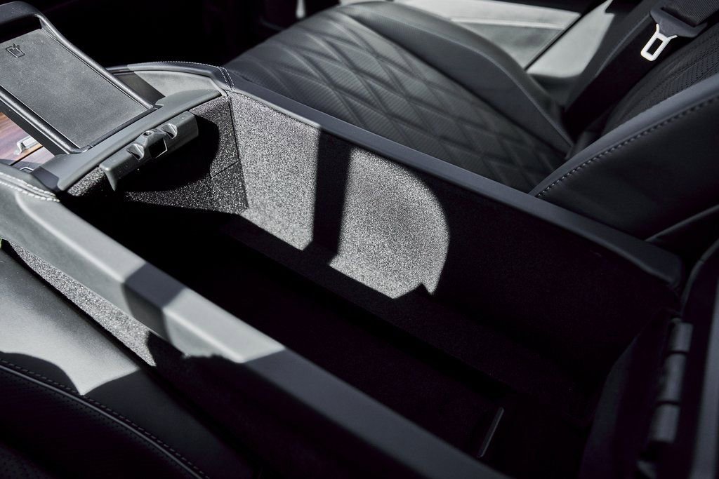 Used 2025 Mercedes-Benz Maybach GLS 600 4MATIC image 55