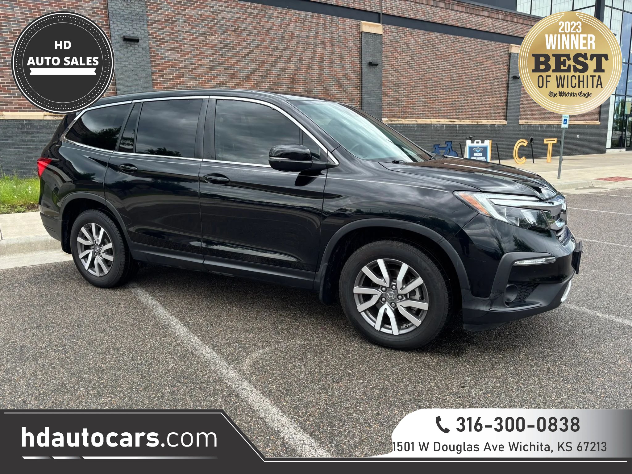 Used 2020 Honda Pilot EX image 1