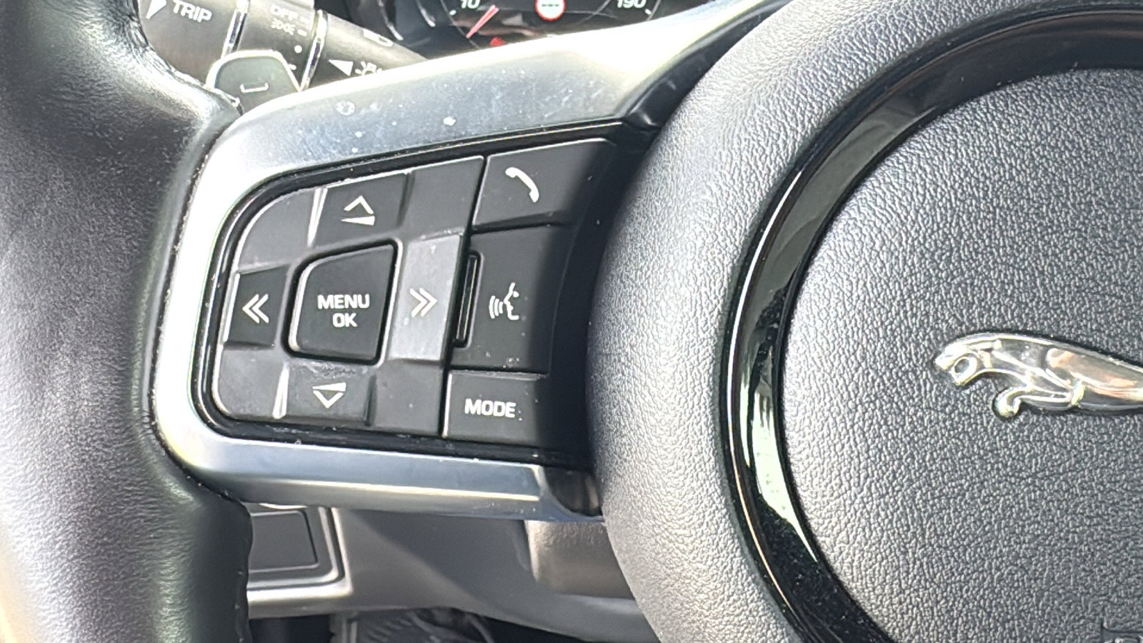 Used 2022 Jaguar F-TYPE Coupe image 20