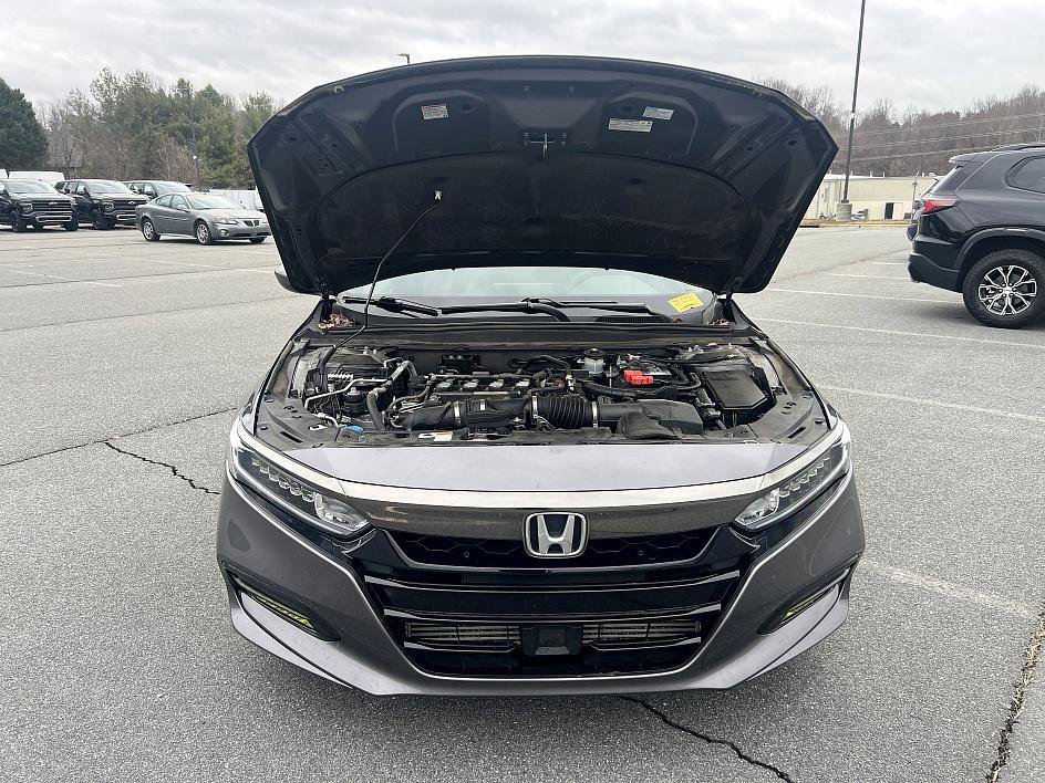 Used 2019 Honda Accord Sport image 10