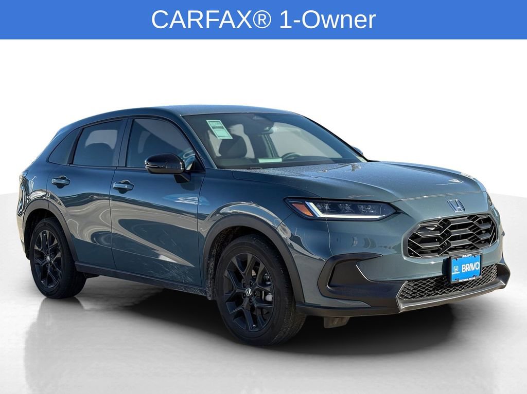 Used 2025 Honda HR-V Sport image 3