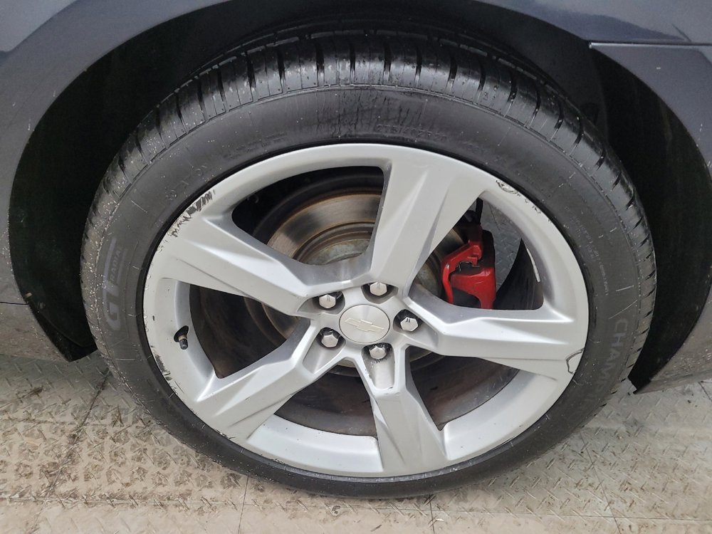 Used 2014 Chevrolet Camaro LS RWD image 31