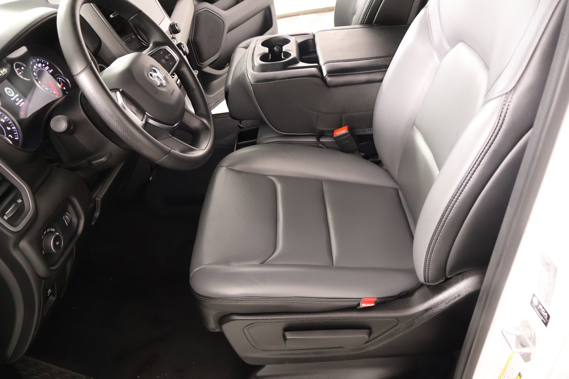 Used 2025 RAM 1500 Tradesman image 10