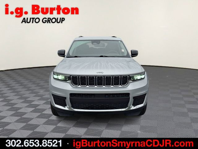 Used 2023 Jeep Grand Cherokee L Laredo AWD/4WD image 2