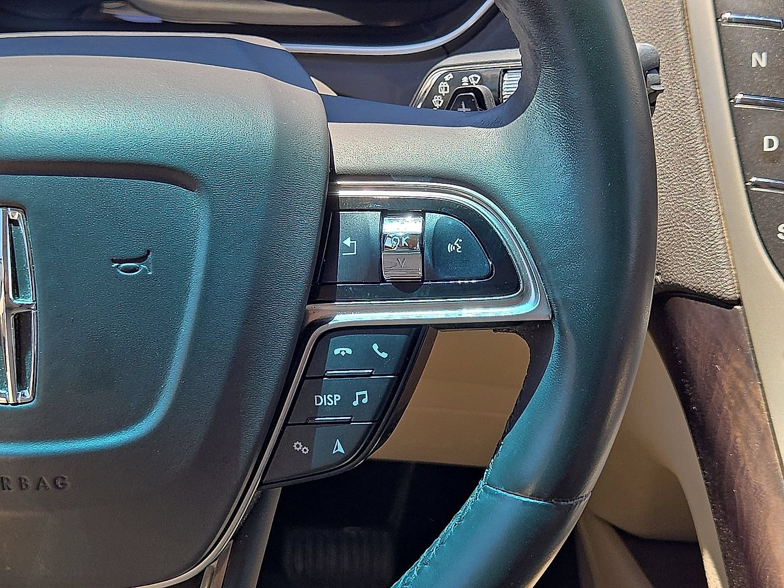 Used 2019 Lincoln Nautilus Reserve FWD image 21