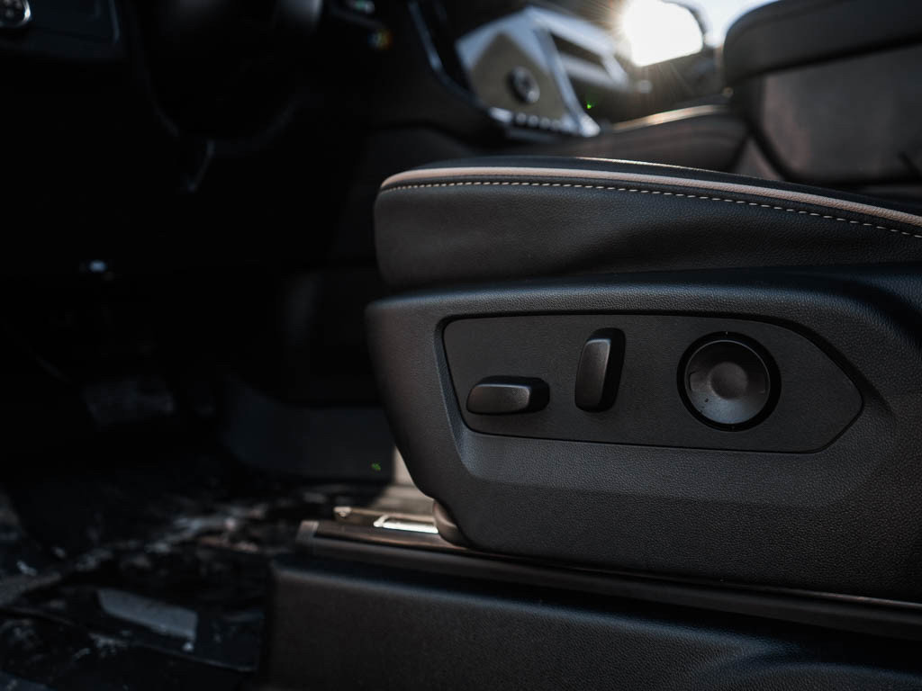 New 2026 GMC Yukon Elevation w/ LPO, Floor Liner Package image 20