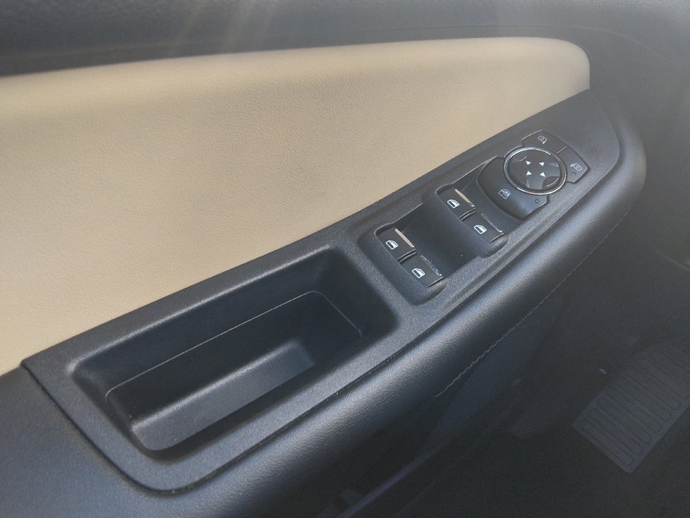 Used 2023 Ford Edge SEL image 27