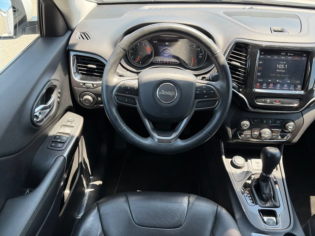 Used 2019 Jeep Cherokee Limited AWD/4WD image 13