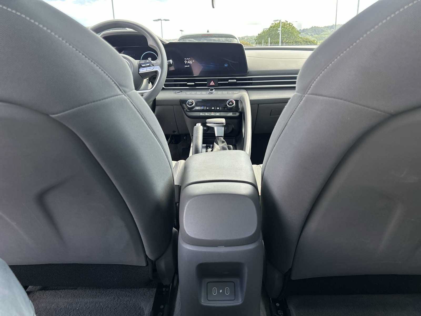 Used 2024 Hyundai Elantra SEL FWD image 15