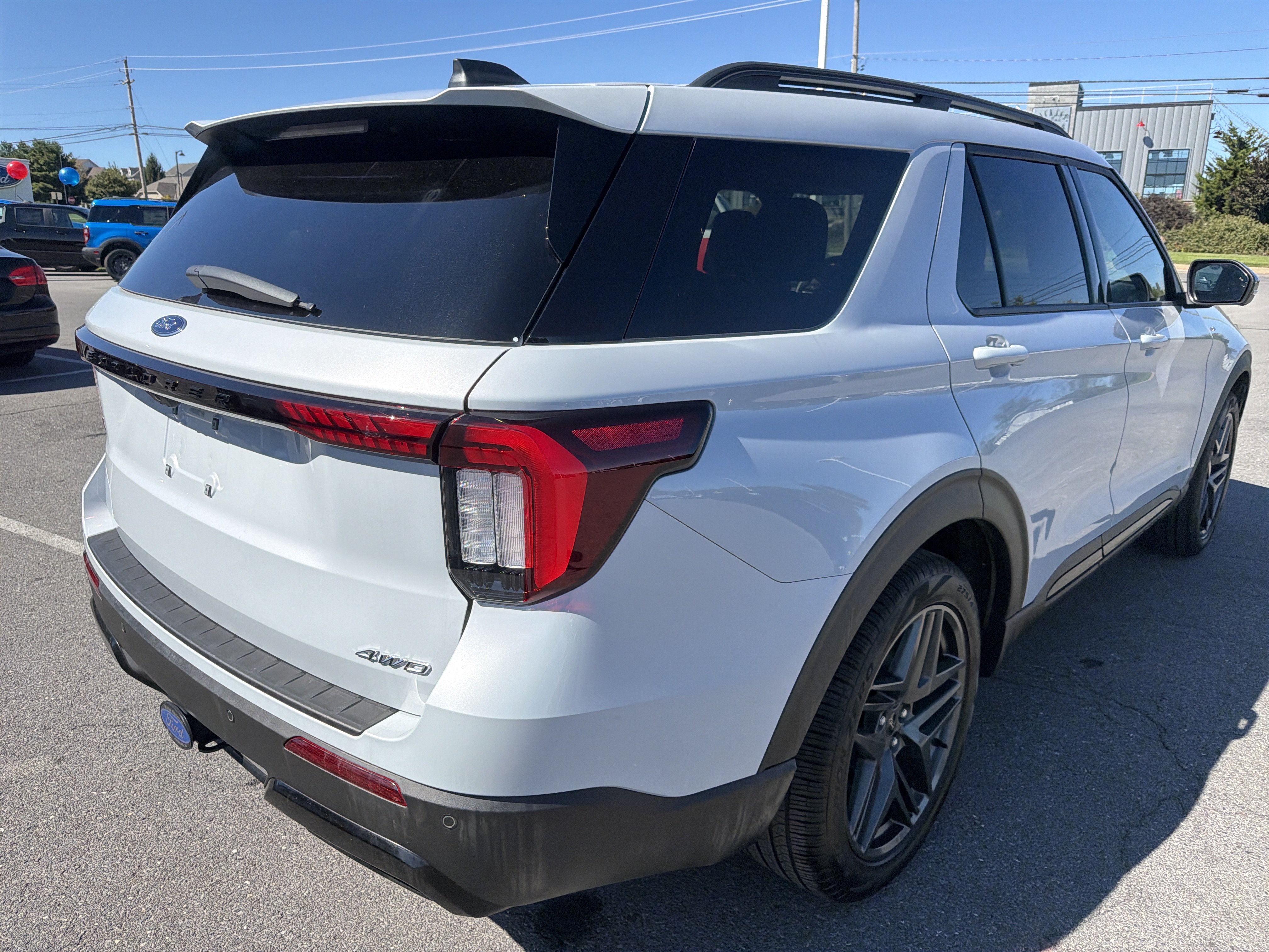 Certified 2026 Ford Explorer ST-Line w/ ST-Line Street Pack AWD/4WD image 3