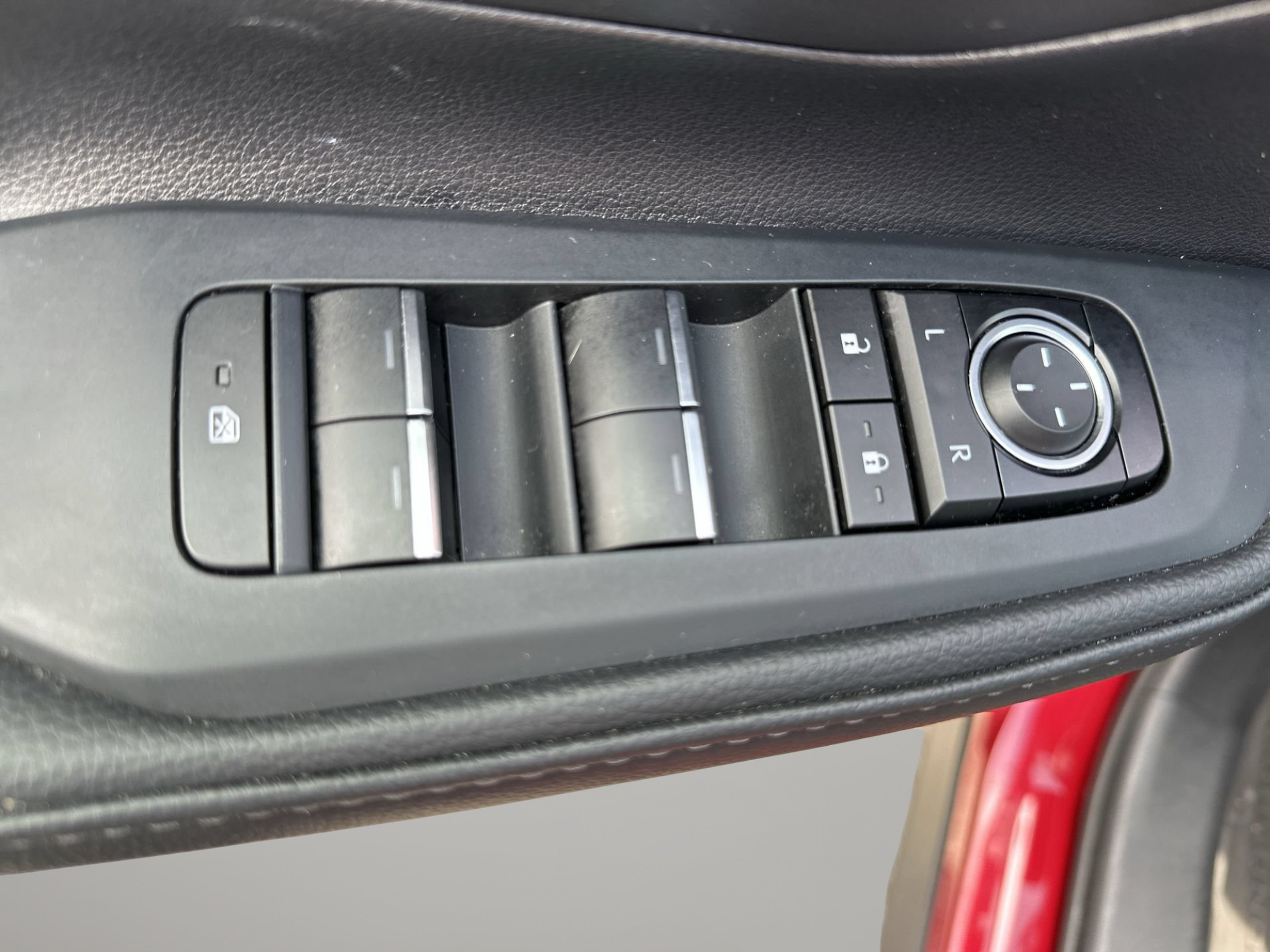 Used 2024 Toyota Grand Highlander XLE FWD image 15