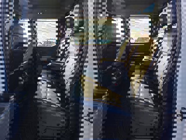 Used 2024 Ford F250 Lariat image 11