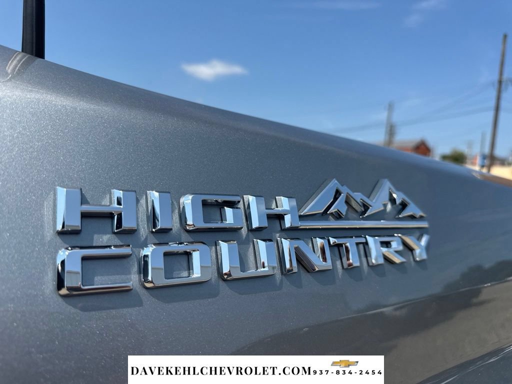 Used 2025 Chevrolet Silverado 3500 High Country w/ High Country Premium Package AWD/4WD image 55
