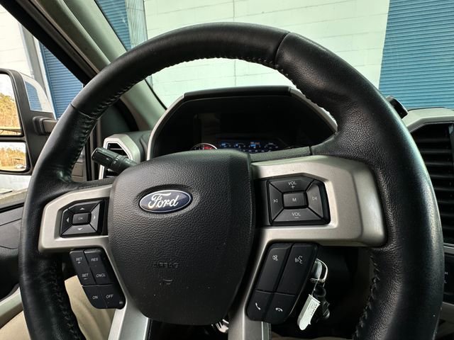Used 2019 Ford F250 Lariat w/ Chrome Package image 19
