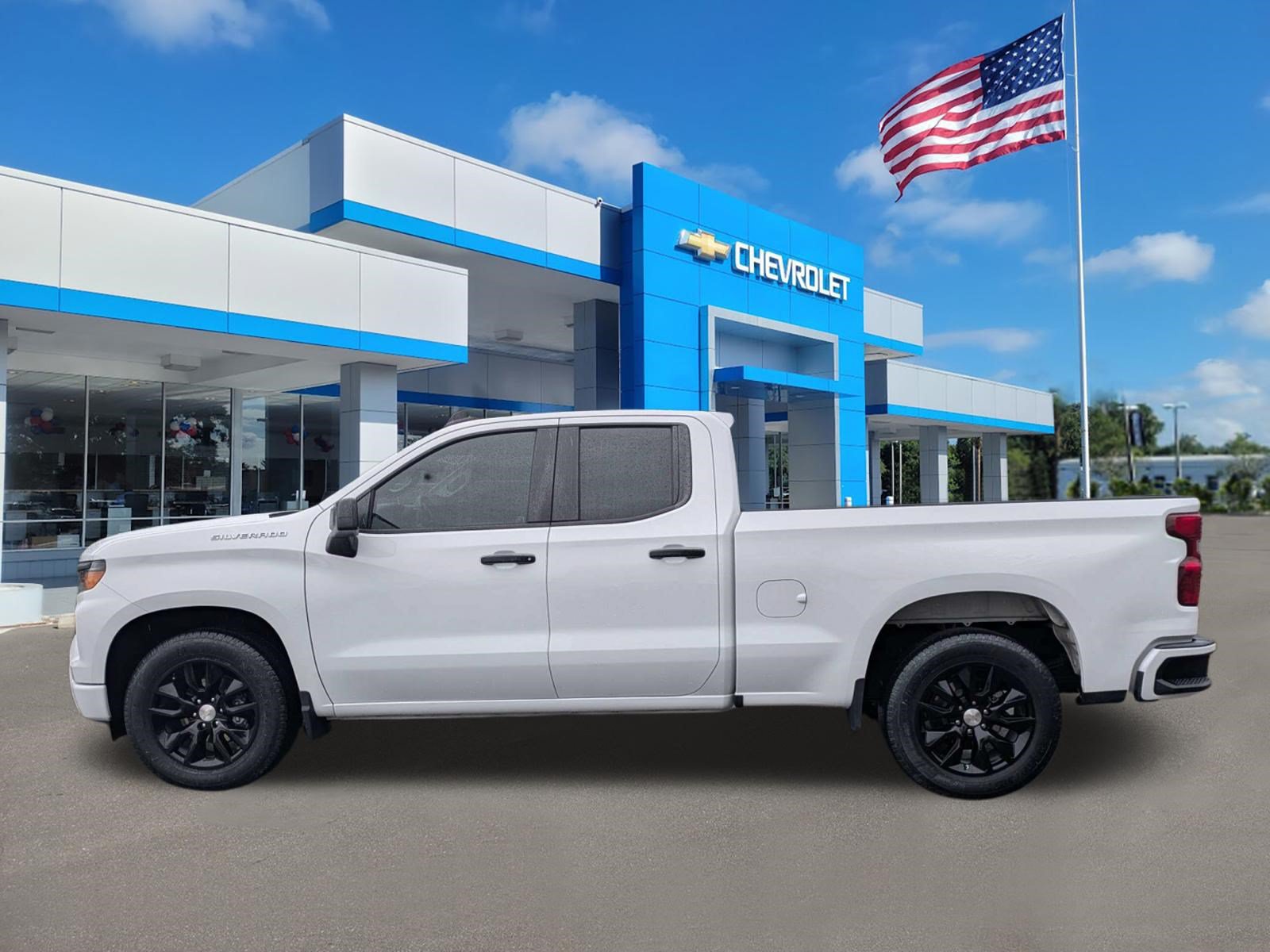 Used 2024 Chevrolet Silverado 1500 Custom RWD image 6