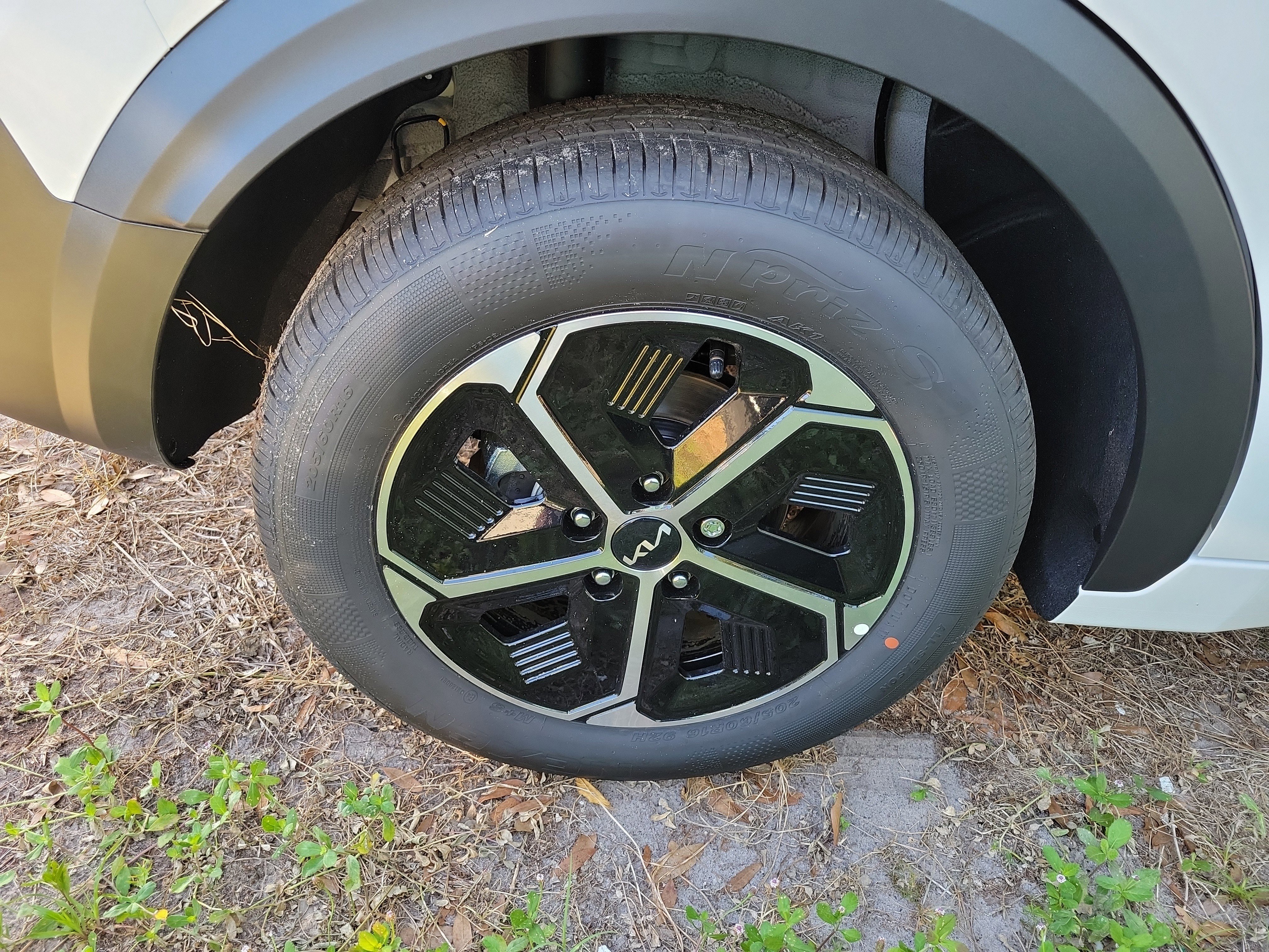 New 2026 Kia Niro LX FWD image 28