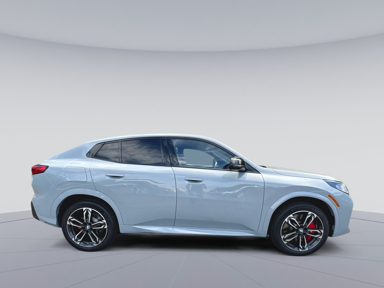 New 2026 BMW X2 xDrive28i w/ Technology Package AWD/4WD image 34