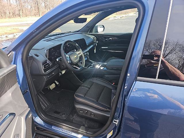 New 2026 Chevrolet Traverse High Country image 11