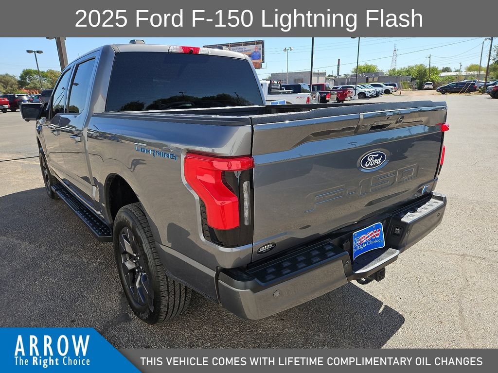 Used 2025 Ford F150 Lightning Flash AWD/4WD image 9