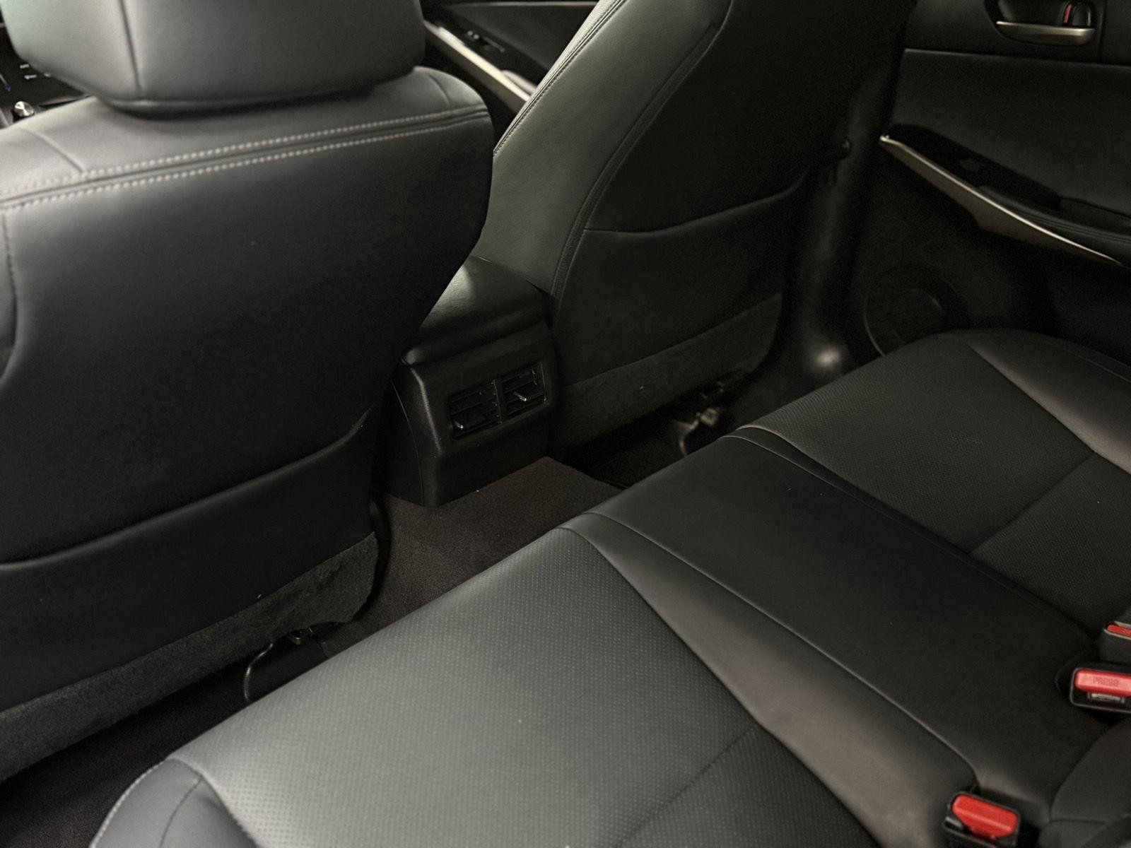 Used 2020 Lexus IS 300 image 16