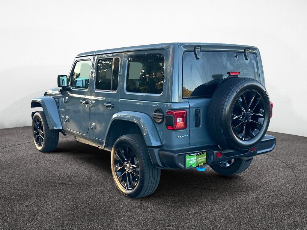 Used 2024 Jeep Wrangler Unlimited Sahara image 3