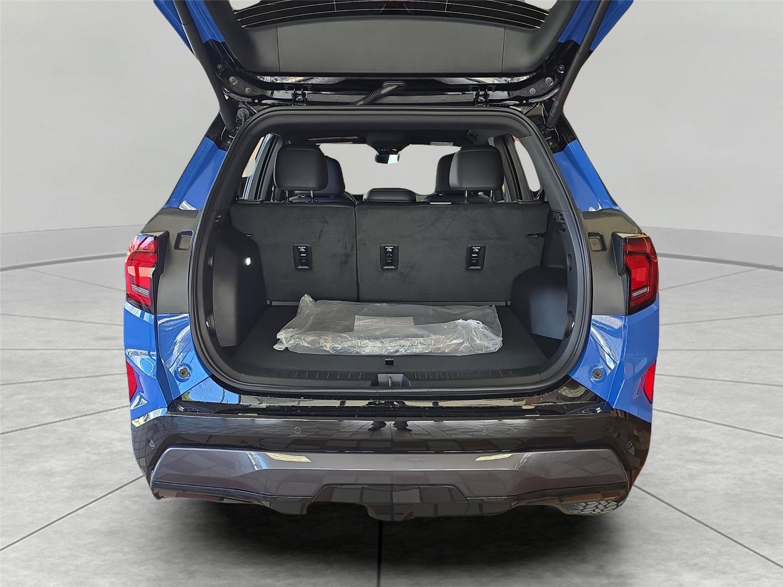 New 2026 GMC Terrain AT4 w/ Technology Package II image 13