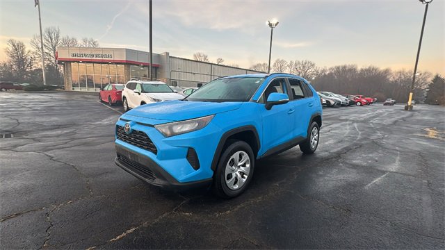 Used 2019 Toyota RAV4 LE image 39