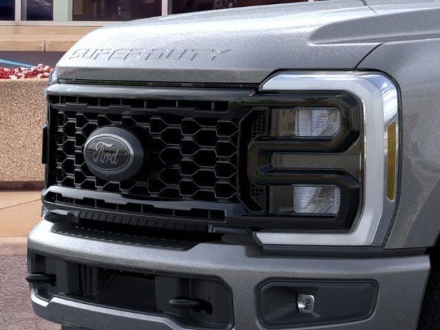New 2026 Ford F350 XLT w/ XLT Premium Package AWD/4WD image 17