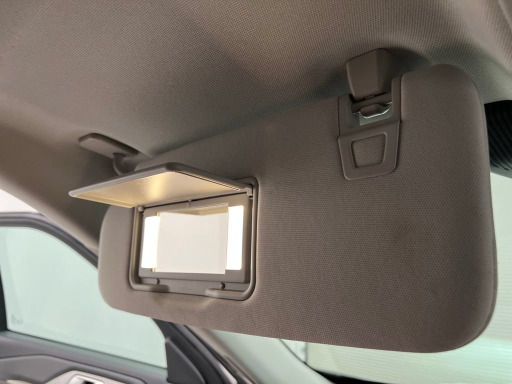 Used 2025 Ford Explorer Active RWD image 72