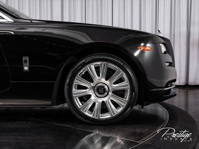 Used 2018 Rolls-Royce Dawn RWD image 24