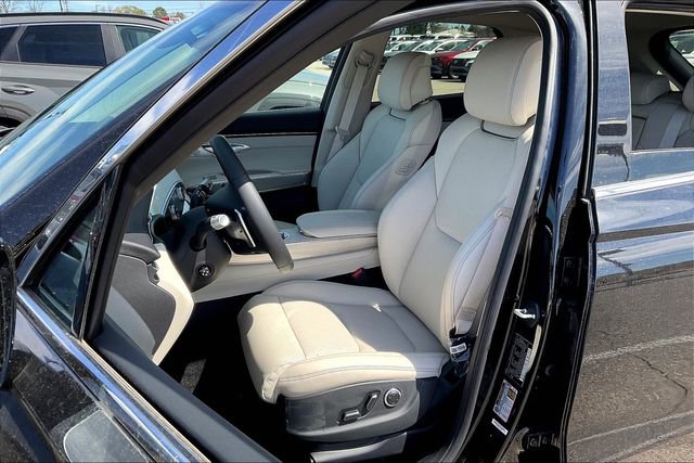 New 2025 Genesis GV70 2.5T Select w/ Select Package image 9