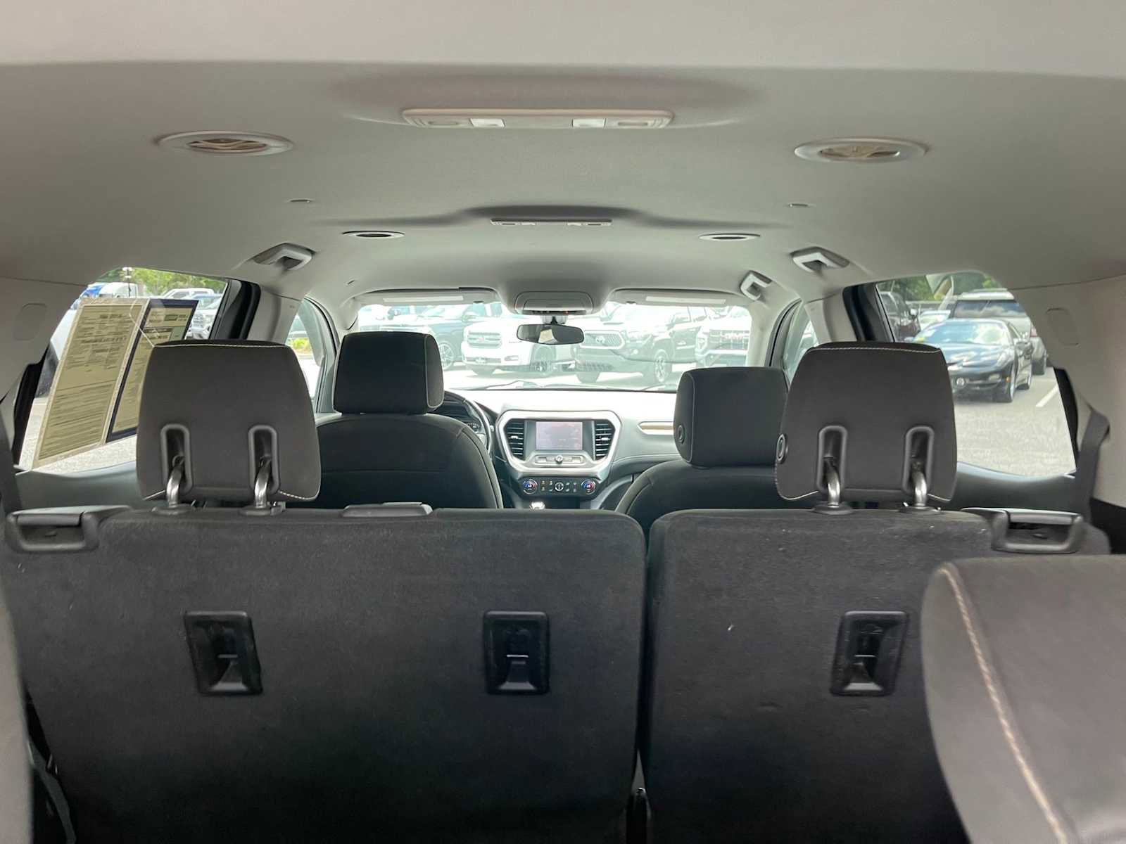 Used 2019 GMC Acadia SLE FWD image 23