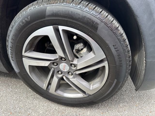 Used 2018 GMC Terrain SLT w/ Infotainment Package II image 4
