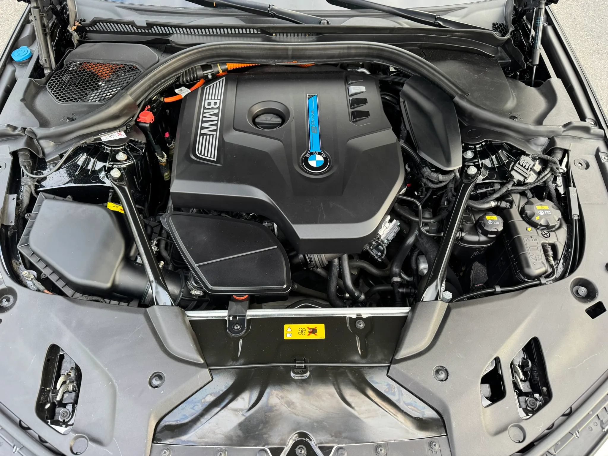 Used 2018 BMW 530e xDrive AWD/4WD image 44