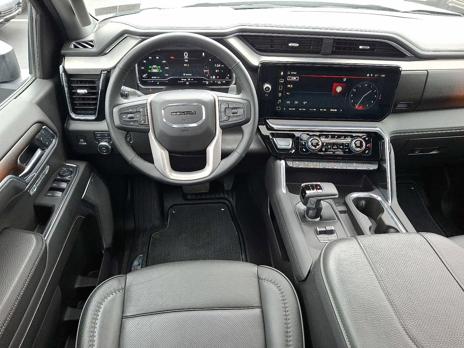 Used 2025 GMC Sierra 1500 Denali w/ Denali Reserve Package AWD/4WD image 11
