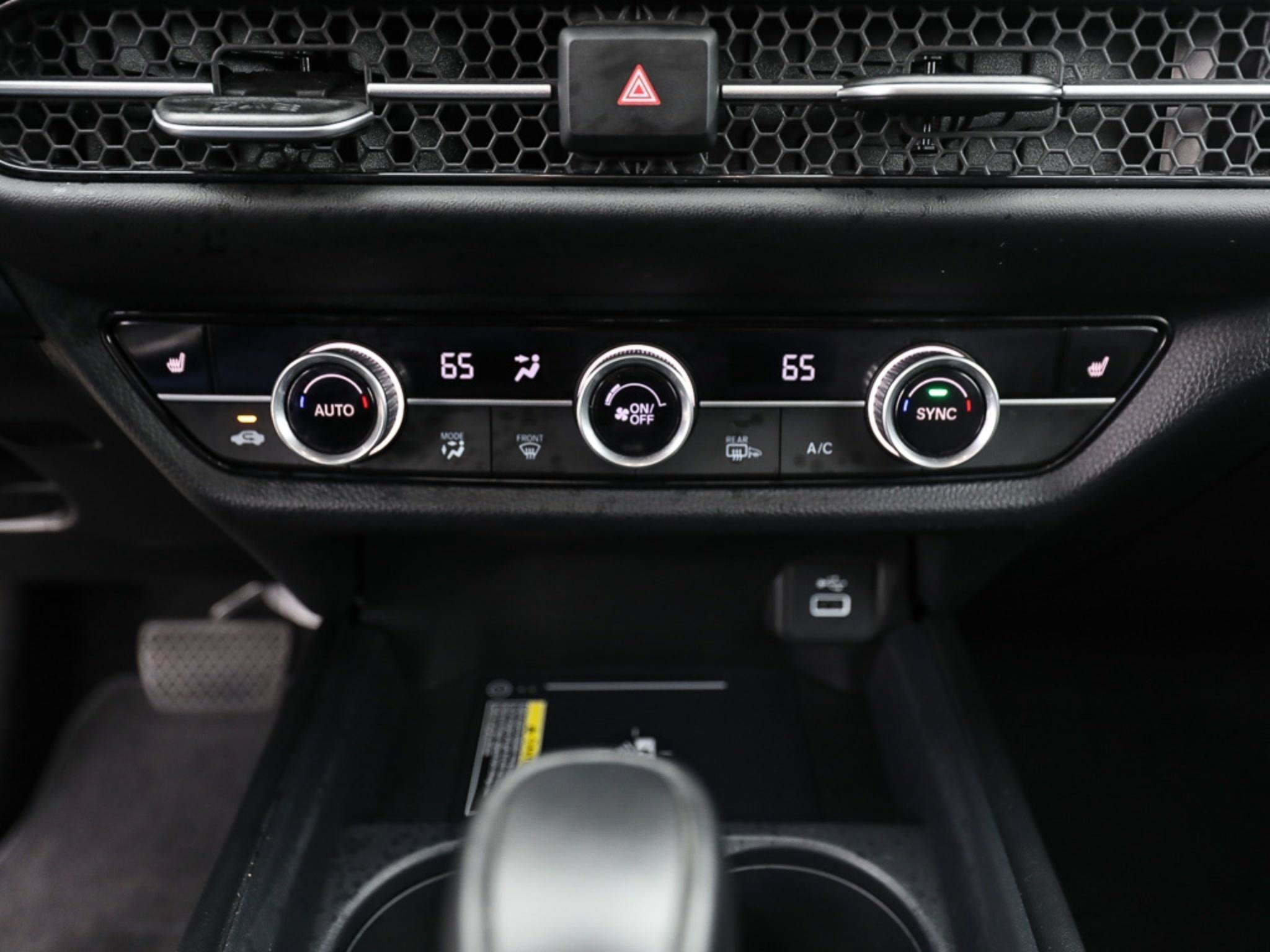 Used 2025 Honda HR-V EX-L image 18