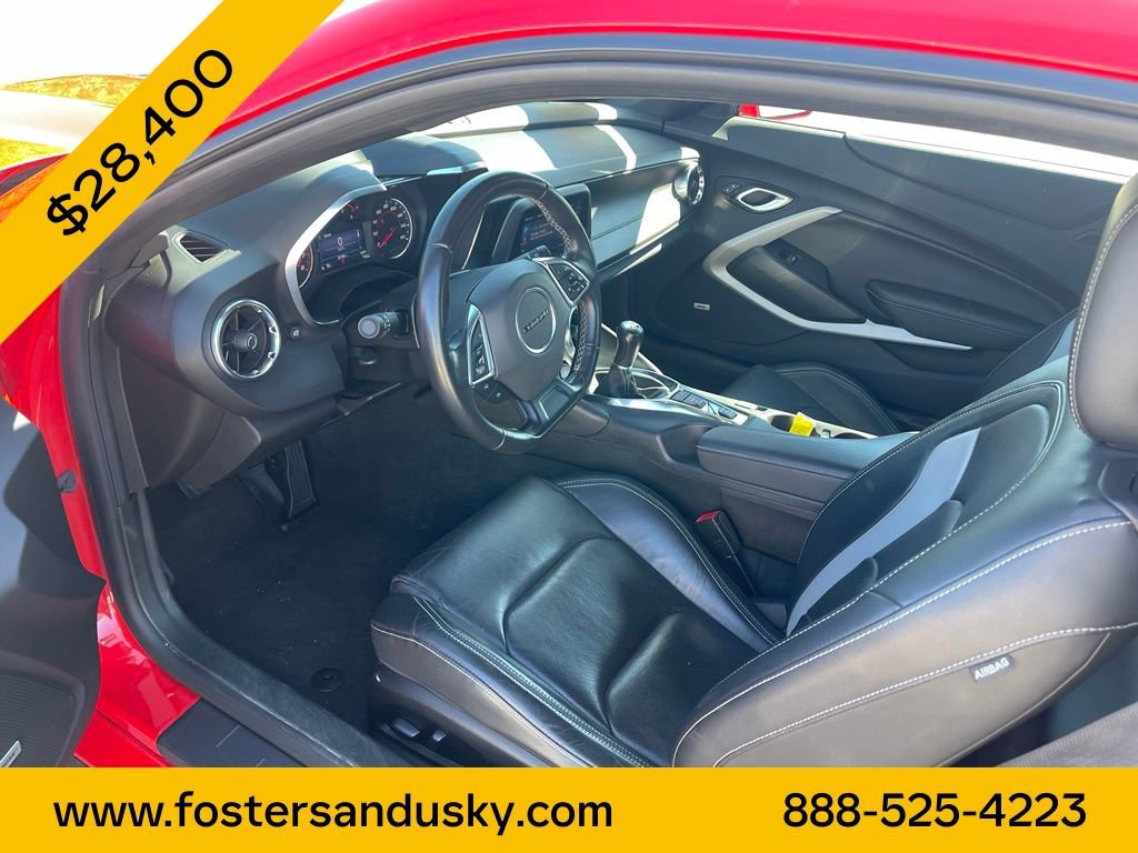 Used 2022 Chevrolet Camaro LT w/ Technology Package RWD image 13