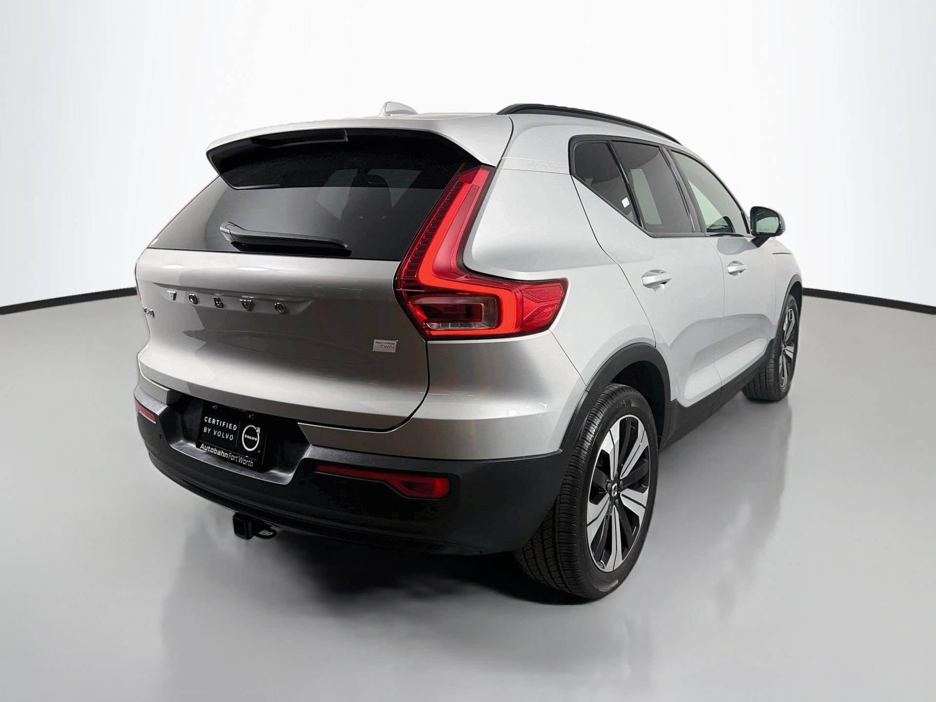 Certified 2023 Volvo XC40 Recharge Core w/ Protection Package Premier AWD/4WD image 6