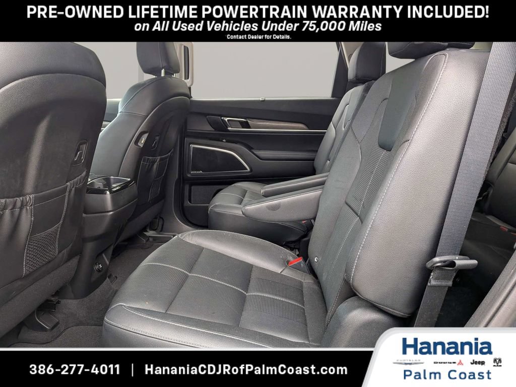 Used 2021 Kia Telluride SX w/ Towing Package FWD image 14