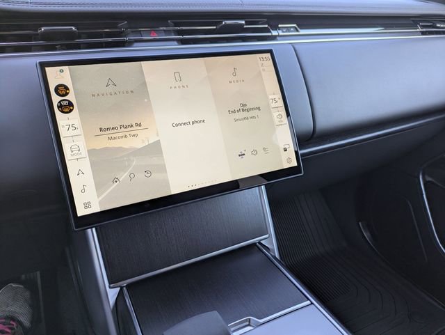 New 2026 Land Rover Range Rover Long Wheelbase SE image 11