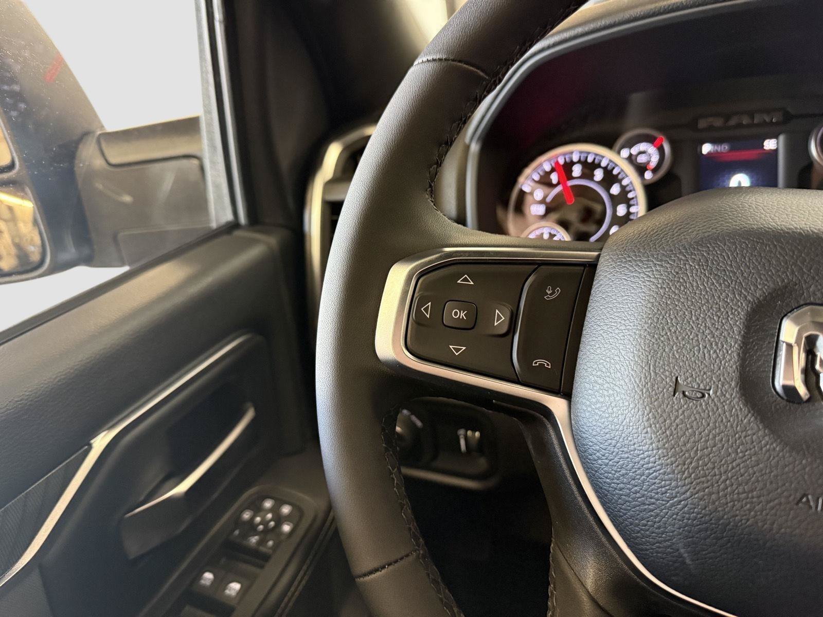 New 2026 RAM 2500 Big Horn AWD/4WD image 13