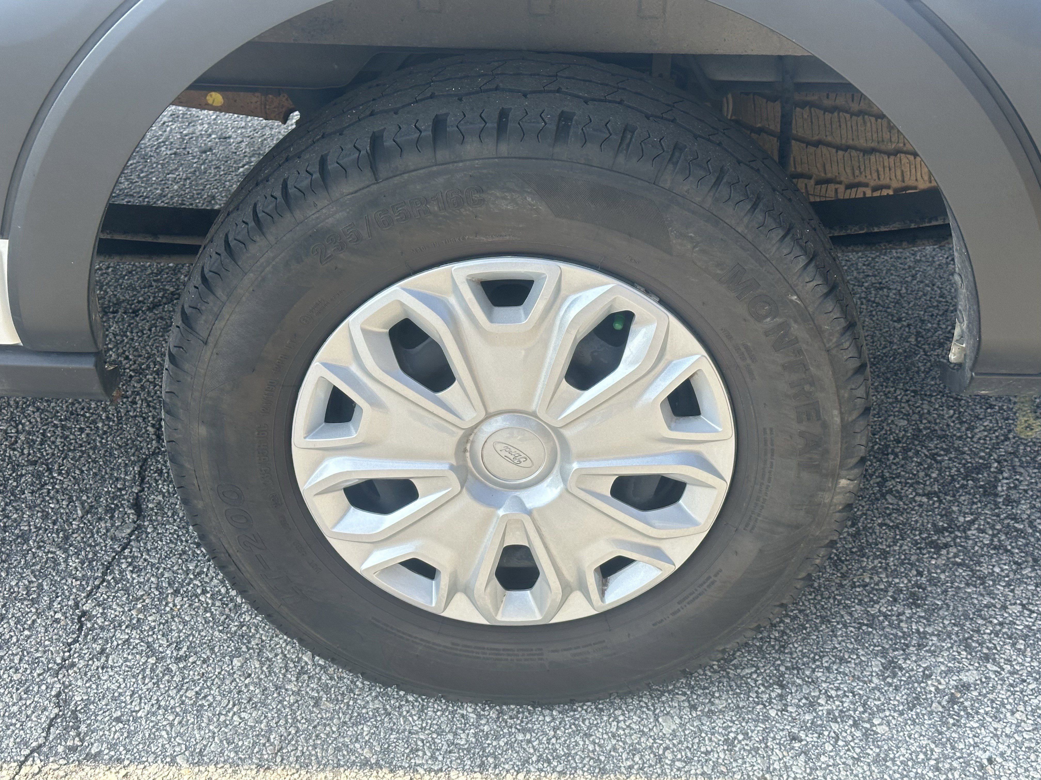 Used 2022 Ford Transit 350 XLT image 21