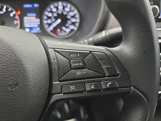 Used 2025 Nissan Sentra S image 31